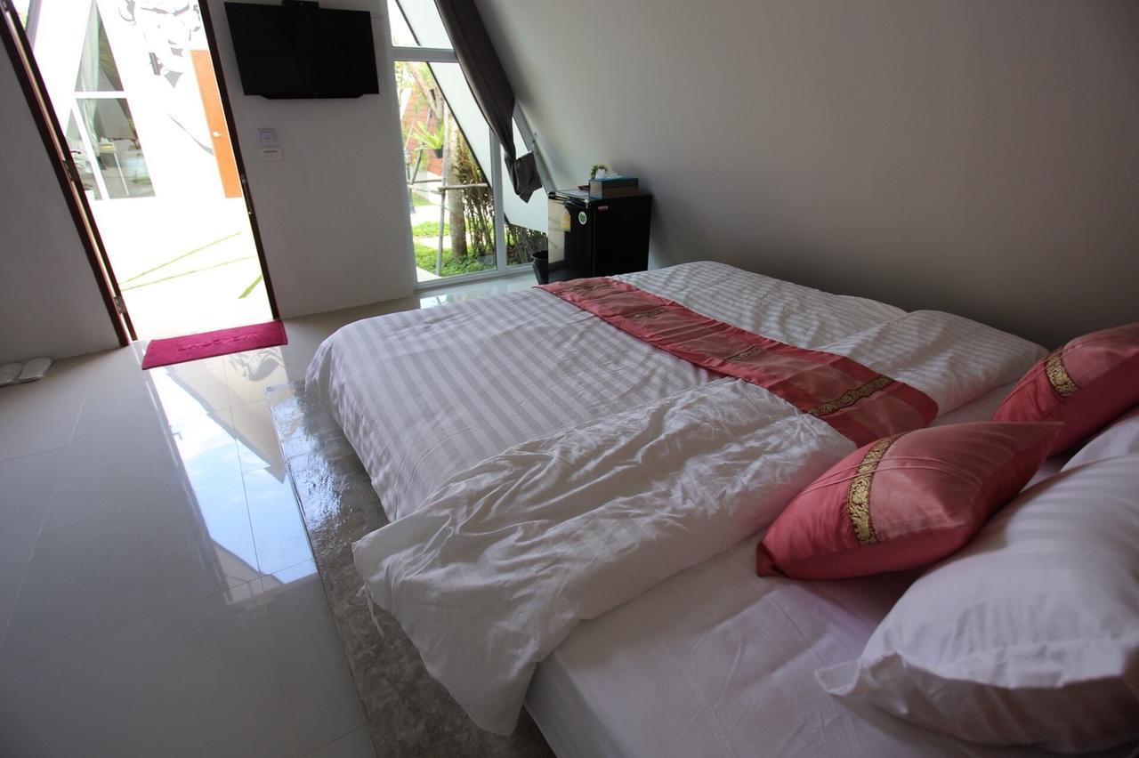 The Mug Resort Chonburi Extérieur photo