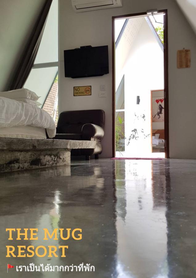The Mug Resort Chonburi Extérieur photo
