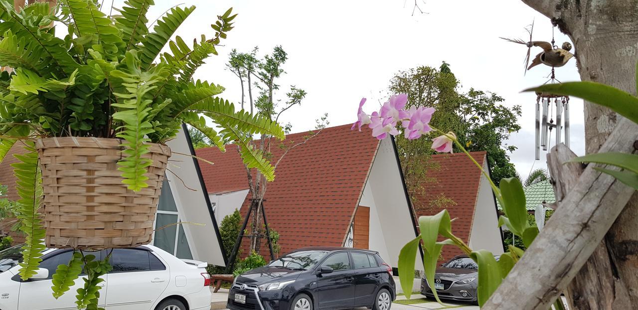 The Mug Resort Chonburi Extérieur photo